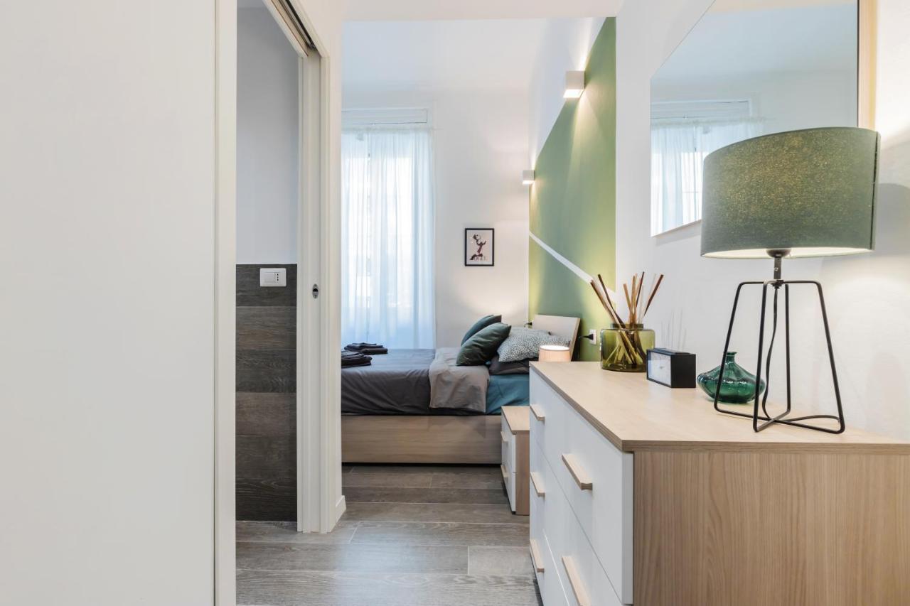 Duomo-Navigli Charming And Modern With Fast Wifi Apartment Милано Екстериор снимка